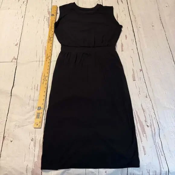 Athleta Dress Classic Sleeveless Blouson Black Size Medium Clean Girl - Picture 9 of 9